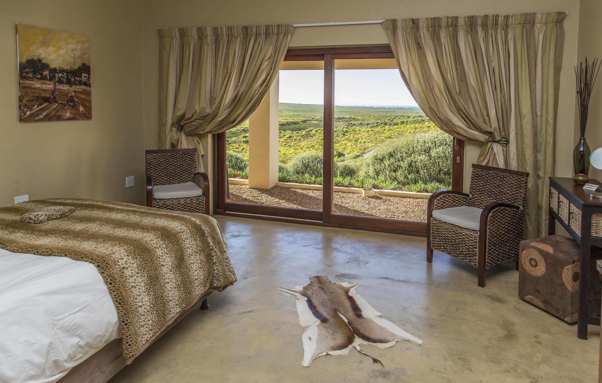 Kapensis Guesthouse Pringle Bay Exteriör bild